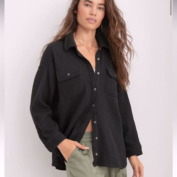 aerie Tops - aerie XL Lumber Stone Washed True Black Waffle Knit Cotton Blend Oversized Shirt